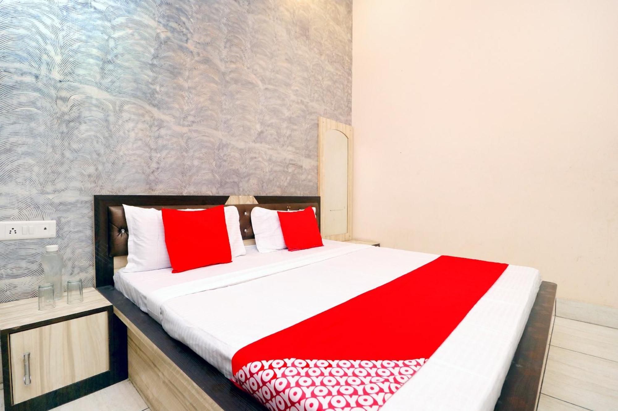 Hotel O Pushp Vatika Bhiwani Экстерьер фото