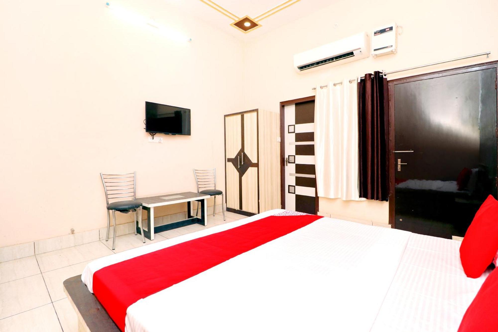 Hotel O Pushp Vatika Bhiwani Экстерьер фото
