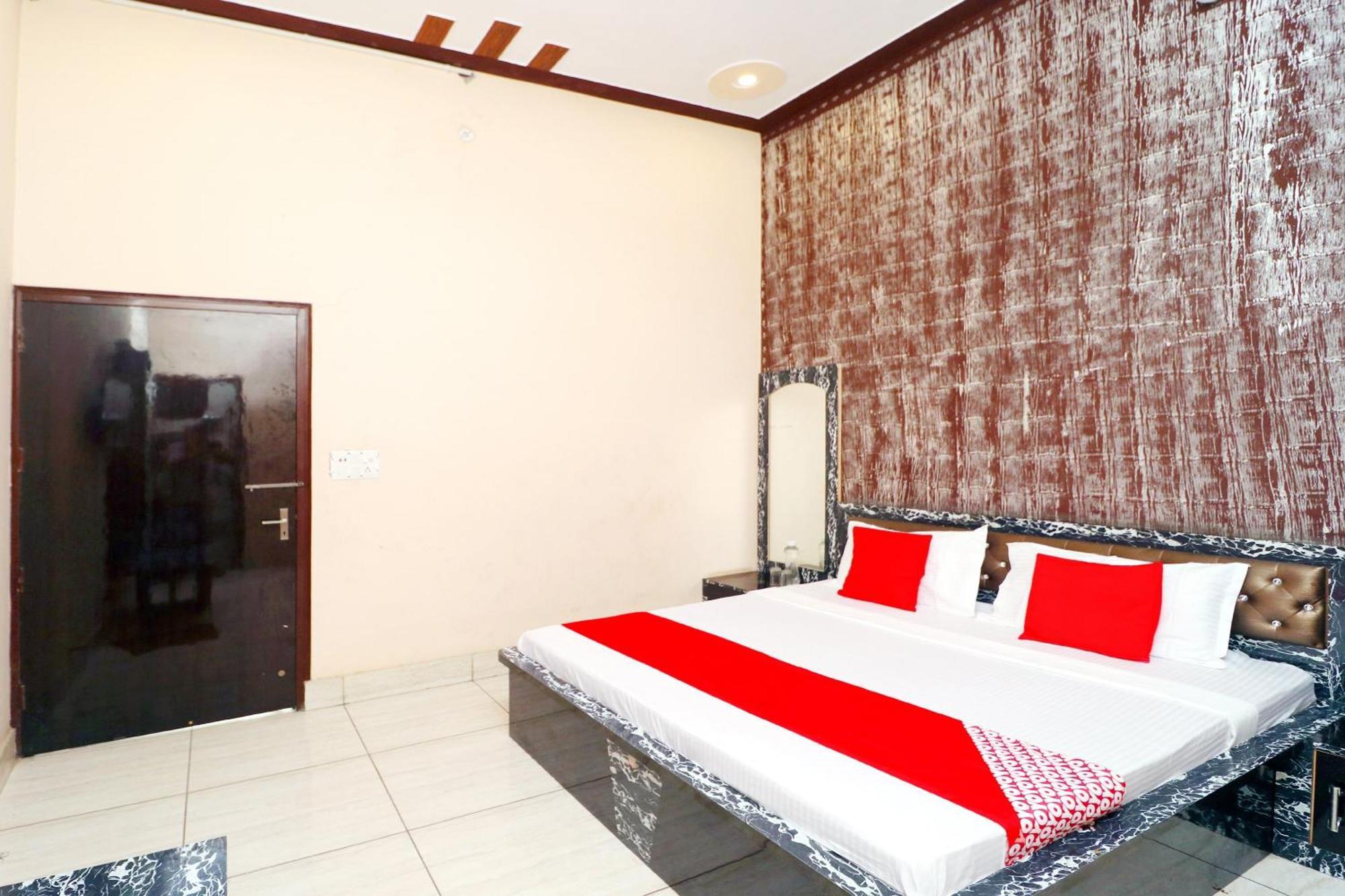 Hotel O Pushp Vatika Bhiwani Экстерьер фото